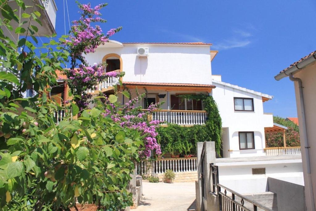 Apartment Sali 8174A Dış mekan fotoğraf
